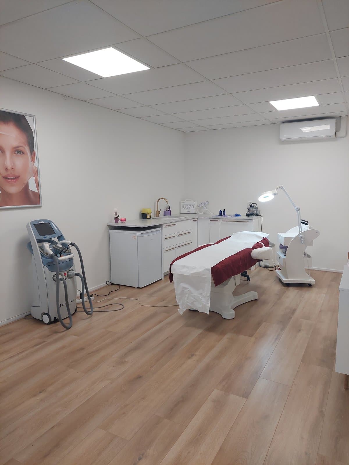 Behandelkamer van Clinic De La Peau